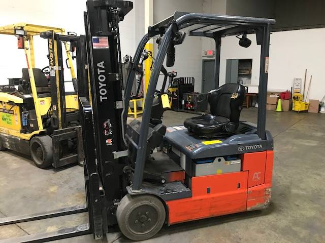 2017 Toyota Forklift 8FBE18U featured image