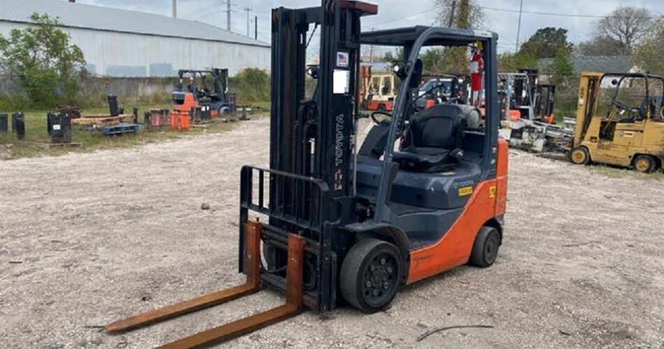 2017 Toyota Forklift 8FGCU25 featured image