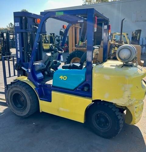 2001 Komatsu Forklift FG40ZT-7 featured image