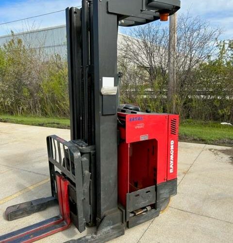 2012 Raymond Forklift ET R40TT featured image