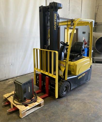 2021 Hyster Forklift J30XNT featured image