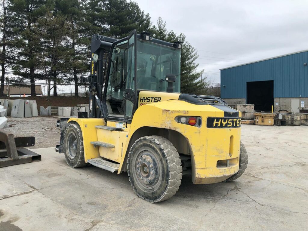 2016 Hyster Forklift H210HD2 featured image