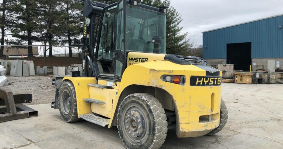 2016 Hyster Forklift H210HD2 featured image