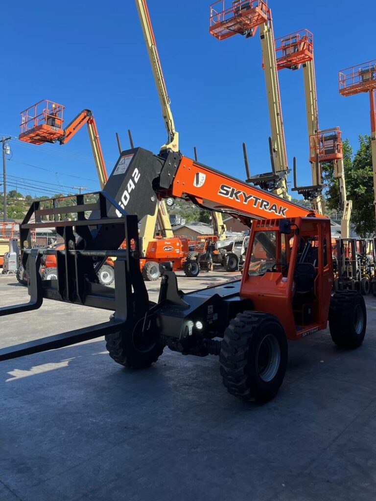 2023 Skytrak Telehandler 6042 featured image