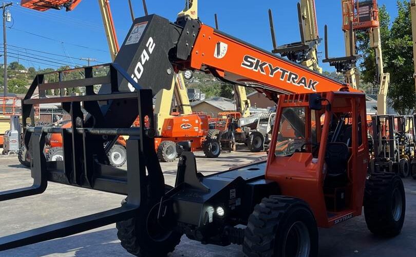 2023 Skytrak Telehandler 6042 featured image