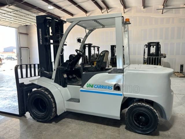 2016 Unicarriers Forklift PF110 featured image