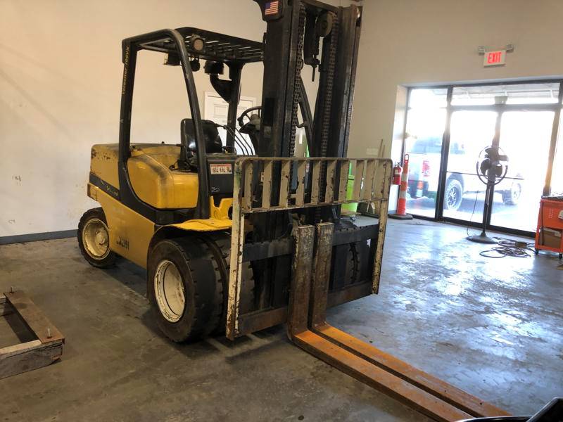 2017 Yale Forklift GDP100VX featured image