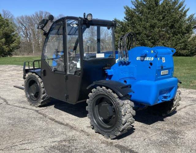 2015 Genie Telehandler GTH-5519 featured image