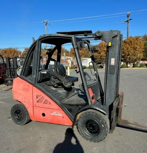 2008 Linde Forklift H30T featured image