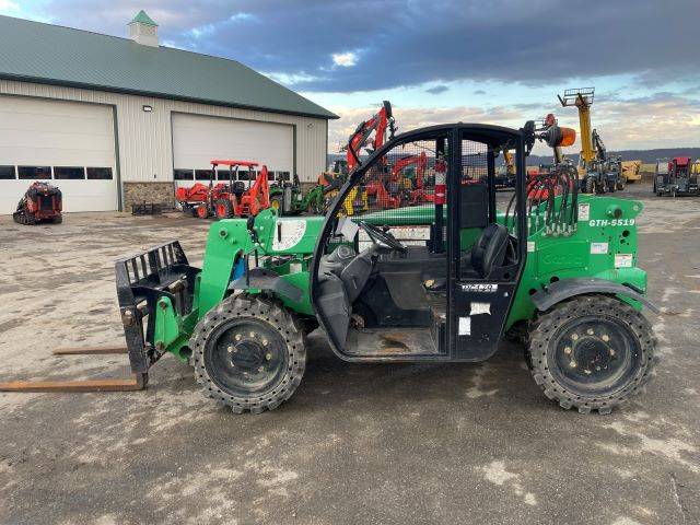 2015 Genie Telehandler GTH-5519 featured image