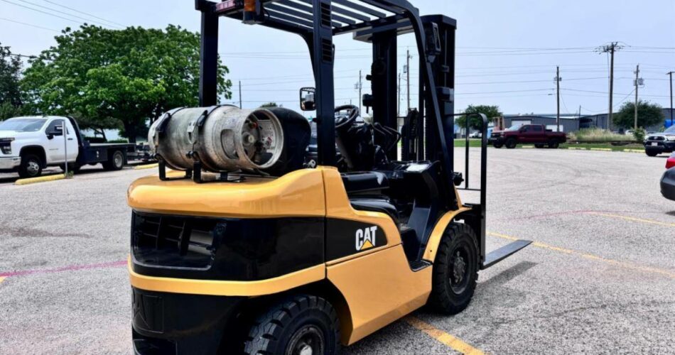 2012 Cat Forklift 2P5000 featured image