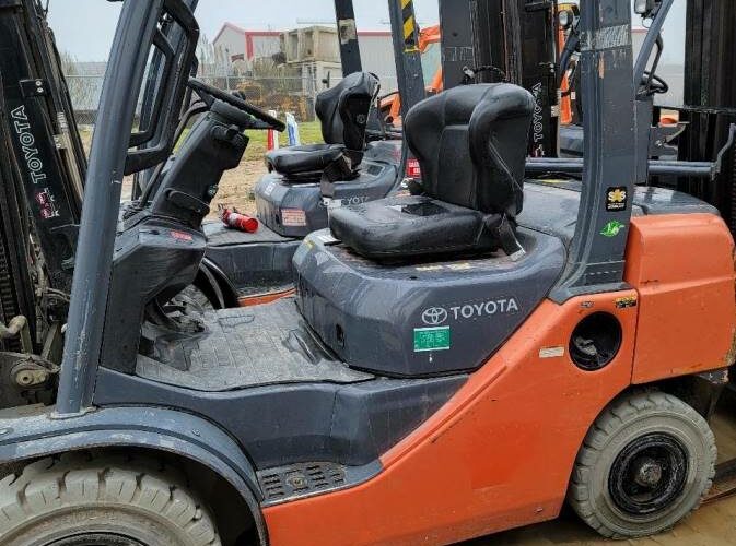 2015 Toyota Forklift 8FGU25 featured image