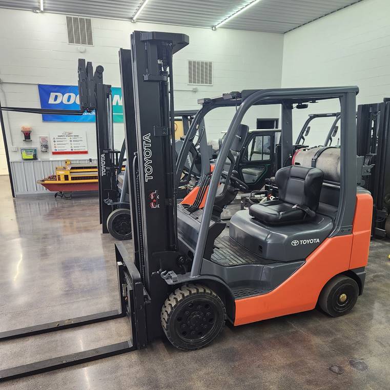 2016 Toyota Forklift 8FGCU25 featured image