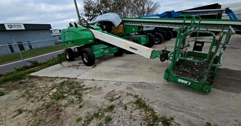 2014 JLG Boom Lift 400S featured image