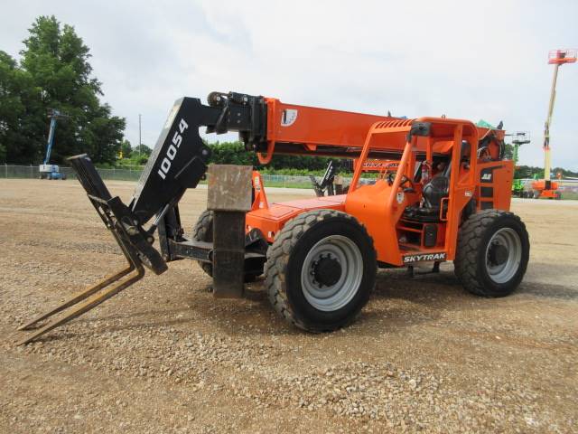 2022 Skytrak Telehandler 10054 featured image