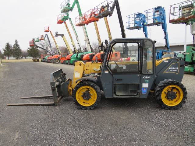 2015 Gehl Telehandler RS5-19 featured image