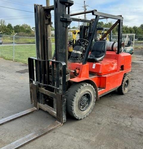 2004 Nissan Forklift F04B45V featured image