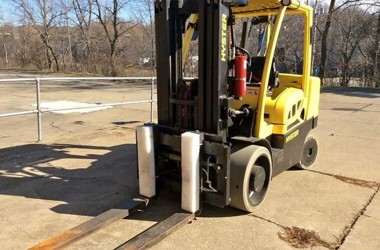 2017 Hyster Forklift S135FT featured image