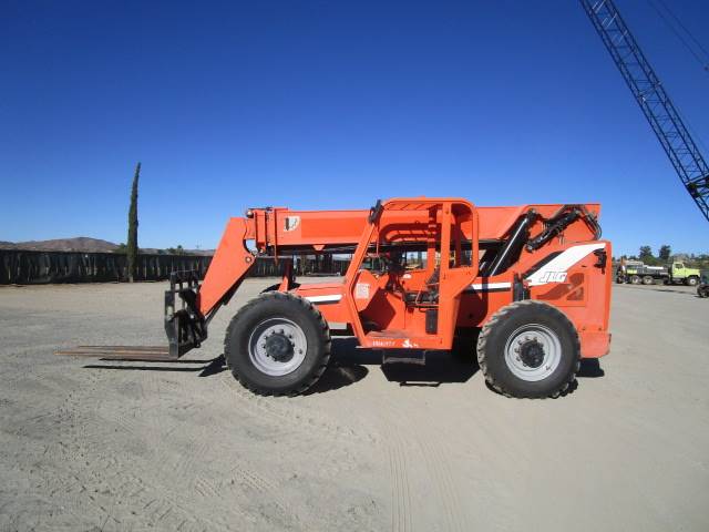 2014 Skytrak Telehandler 8042 featured image