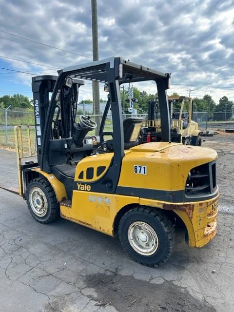 2013 Yale Forklift GDP080VX featured image