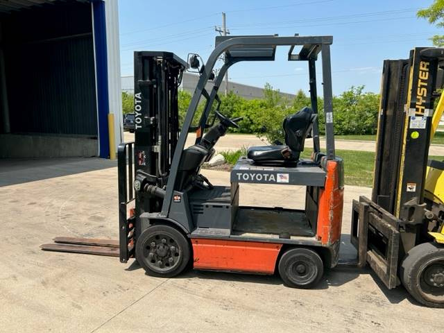 2014 Toyota Forklift 8FBCU25 featured image