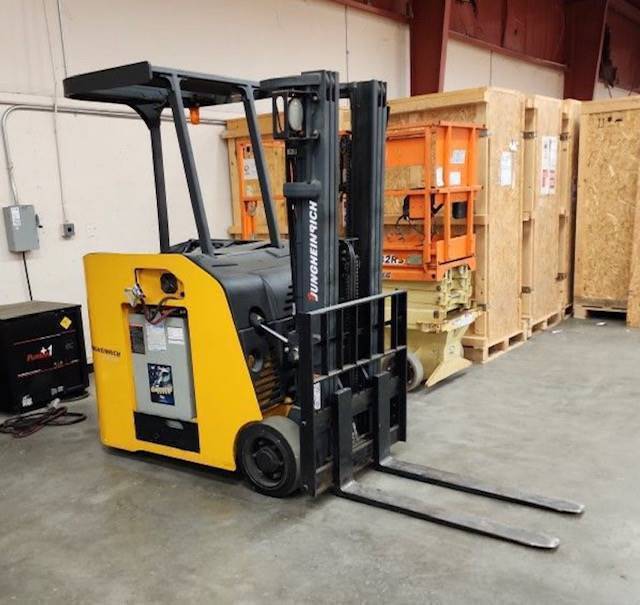 2014 Jungheinrich Forklift ETG230 featured image