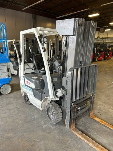 2014 Unicarriers Forklift MCP1F1A18LV featured image