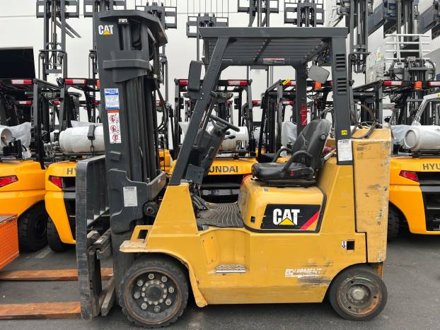 2018 Cat Forklift GC40KS featured image