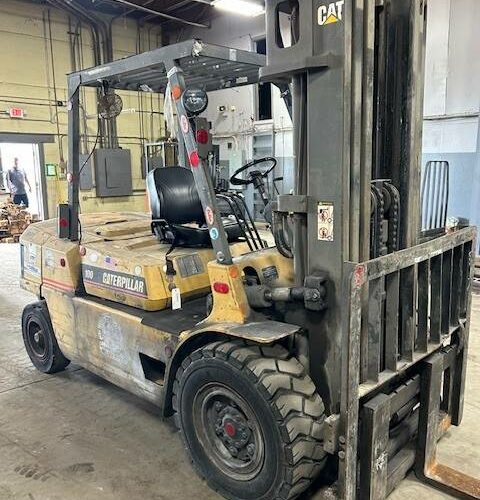 1997 Cat Forklift DP45 featured image