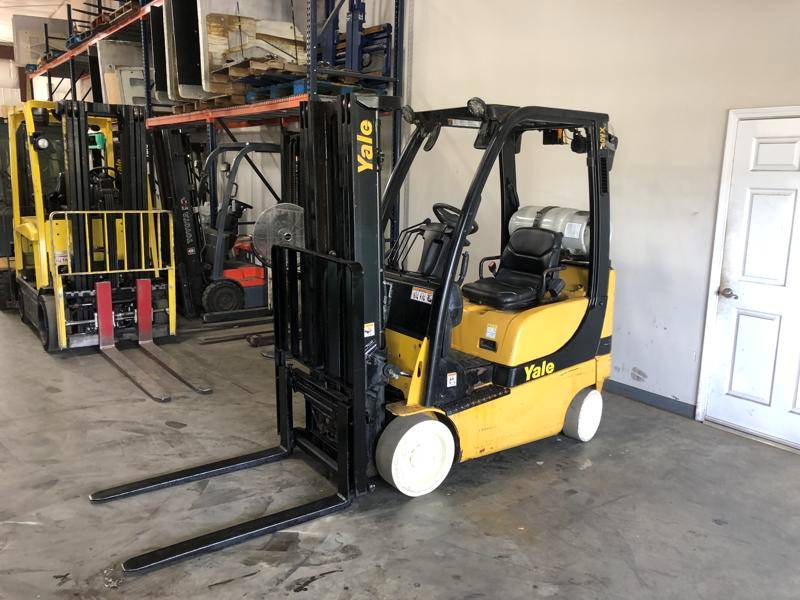 2010 Yale Forklift GLC040SVX featured image