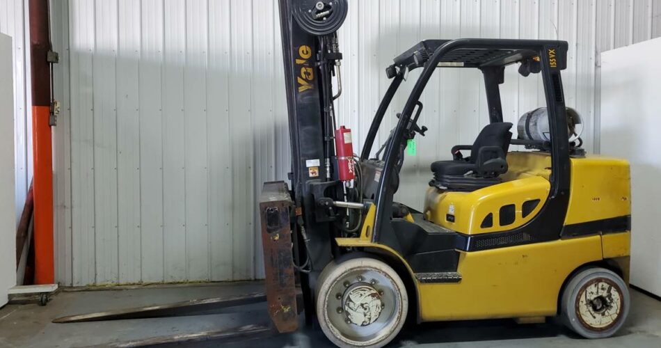 2016 Yale Forklift GLC155VX featured image