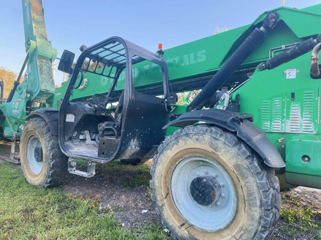 2015 Genie Telehandler GTH-1056 featured image