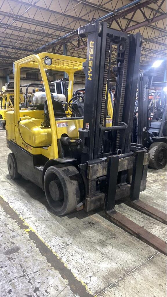 2019 Hyster Forklift S155FT featured image