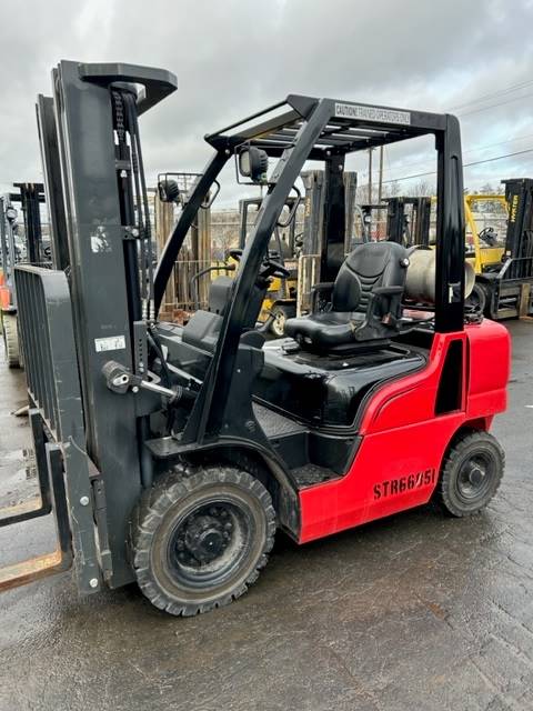 2021 Unicarriers Forklift PF50 featured image