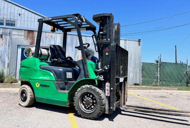 2013 Mitsubishi Forklift FG25N featured image