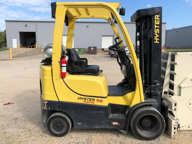 2015 Hyster Forklift S50FT featured image