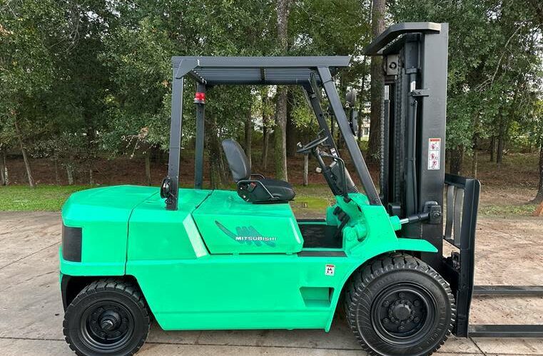 1995 Mitsubishi Forklift FD45 featured image