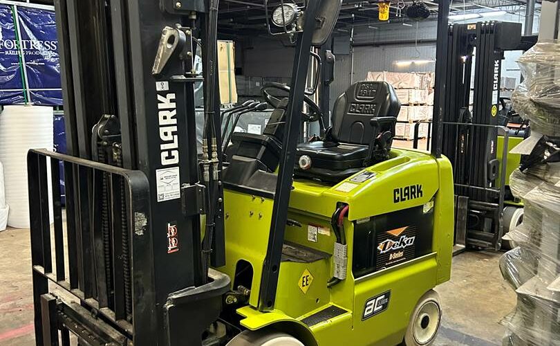 2017 Clark Forklift ECX25 featured image