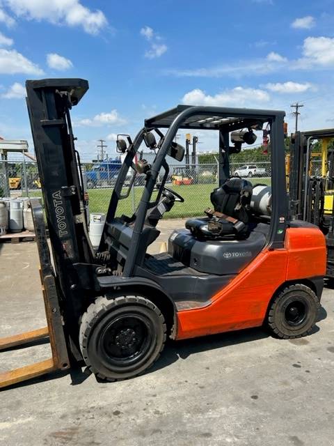 2019 Toyota Forklift 8FGU30 featured image