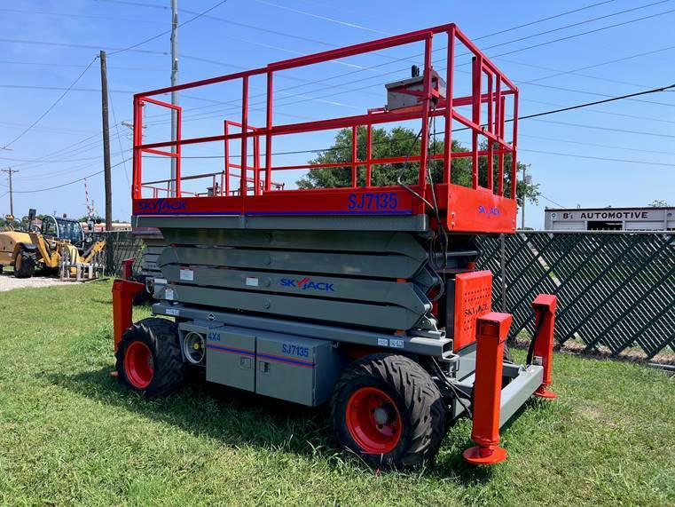 2014 Skyjack Scissor Lift SJ7135 featured image