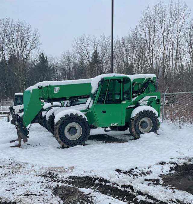 2014 Skytrak Telehandler 6042 featured image