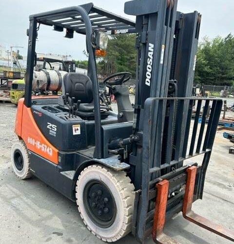 2017 Doosan Forklift G25P-5 featured image