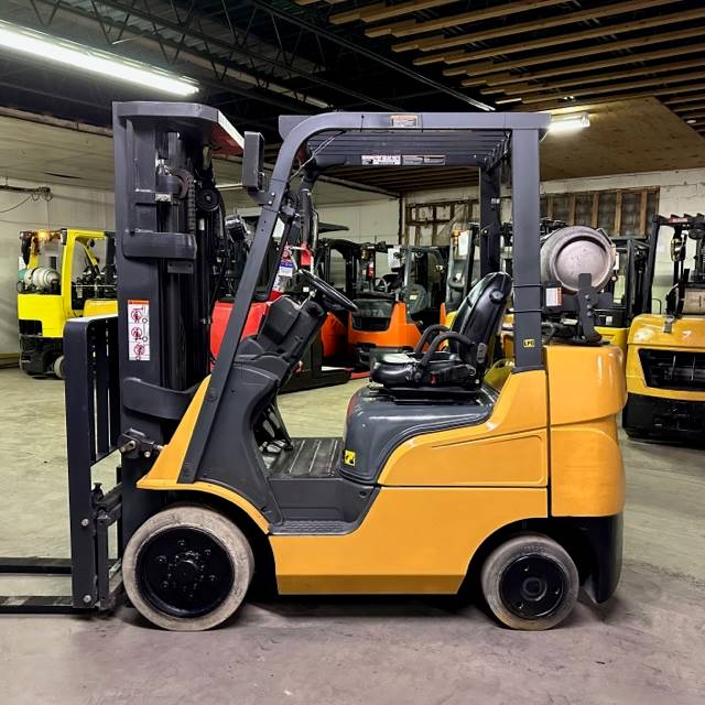 2017 Mitsubishi Forklift FGC25N featured image