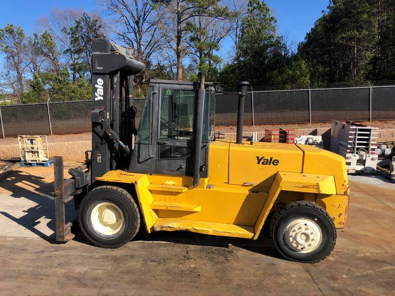 2000 Yale Forklift GDP360 featured image