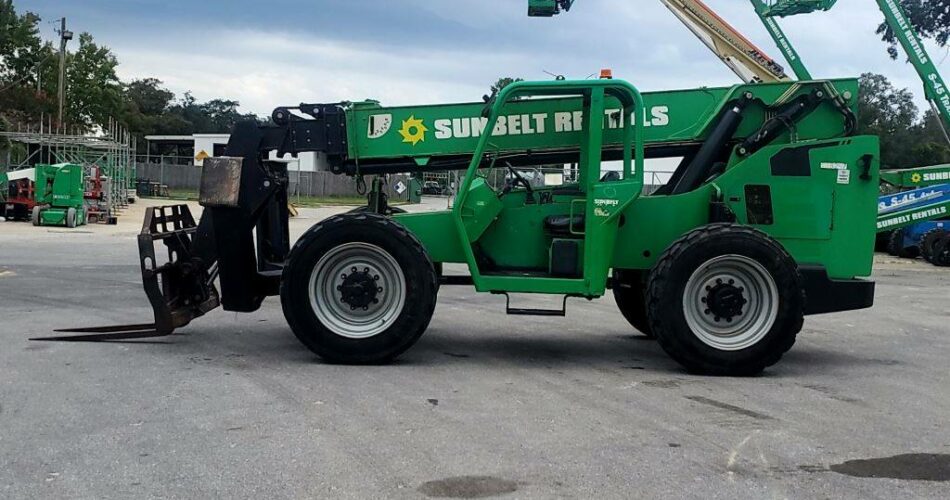 2015 Skytrak Telehandler 10054 featured image