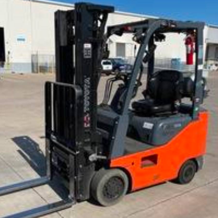 2017 Toyota Forklift 8FGCU18 featured image