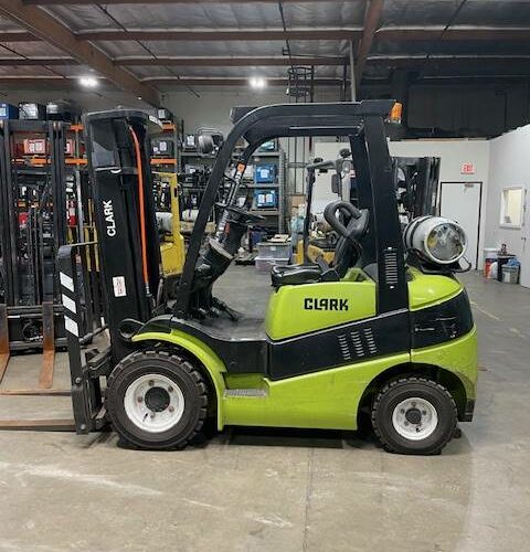 2003 Clark Forklift C25L featured image