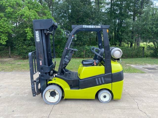 2015 Clark Forklift C30CL featured image