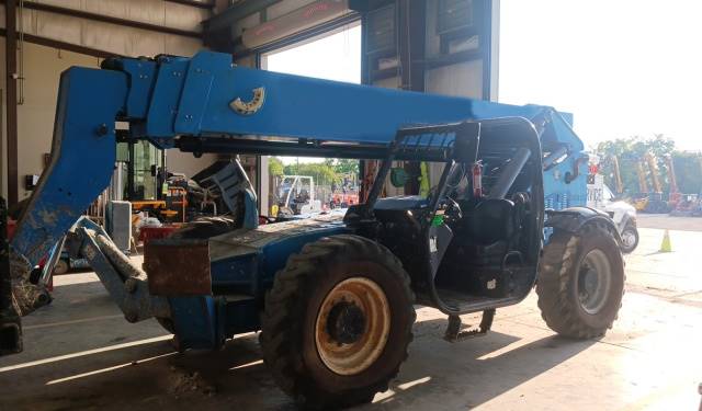 2014 Genie Telehandler GTH-1056 featured image