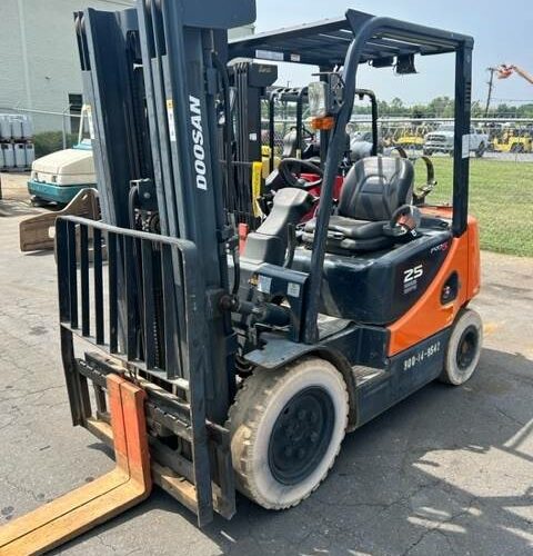 2017 Doosan Forklift G25P-5 featured image